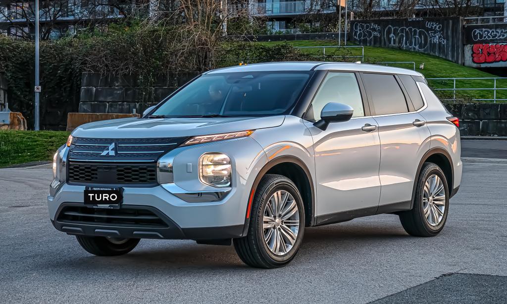 Mitsubishi Outlander 2024